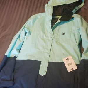 NWT DC Defy Women's Waterproof Winter Snow Jacket